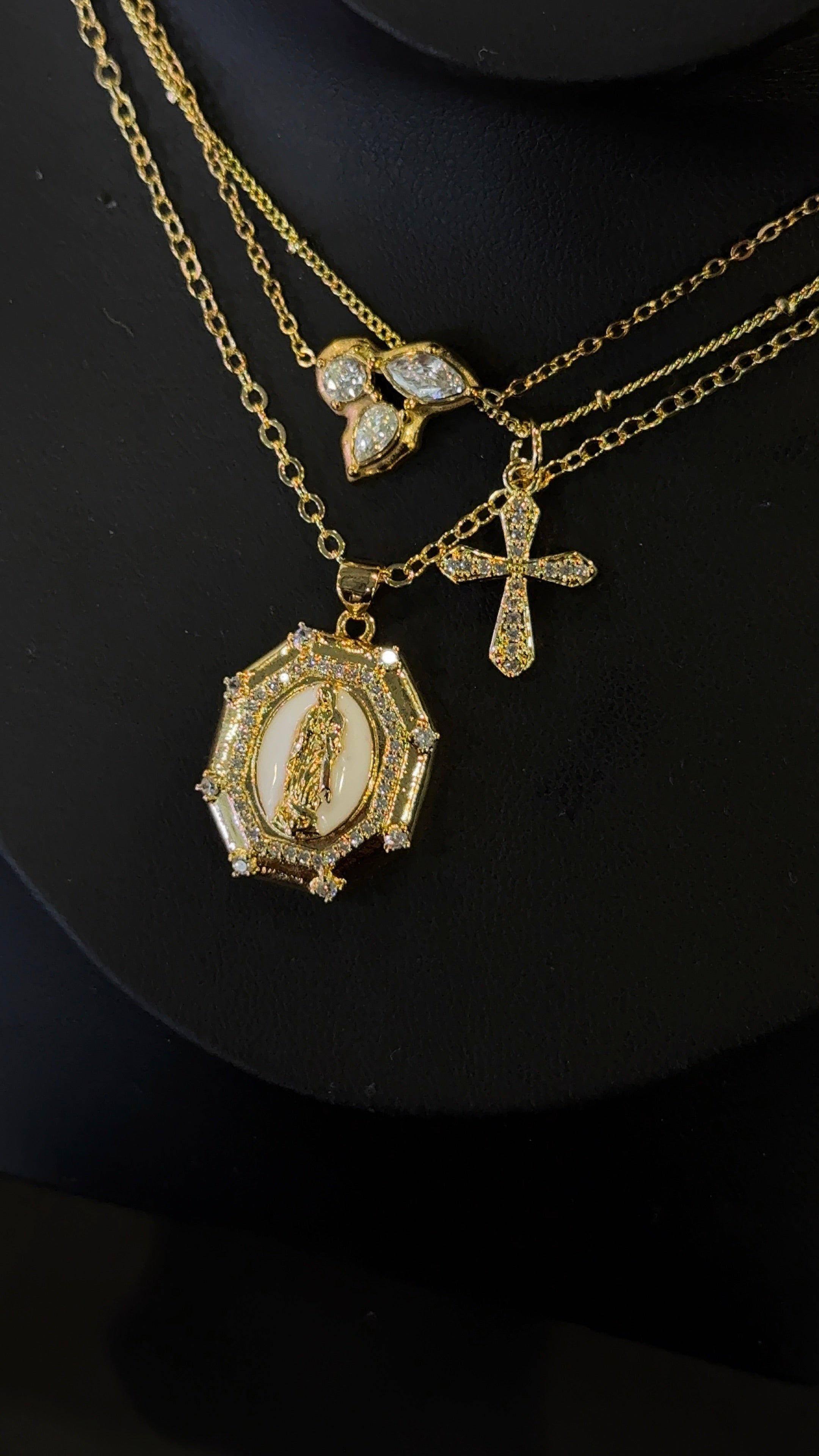 Divine Grace Medaillon