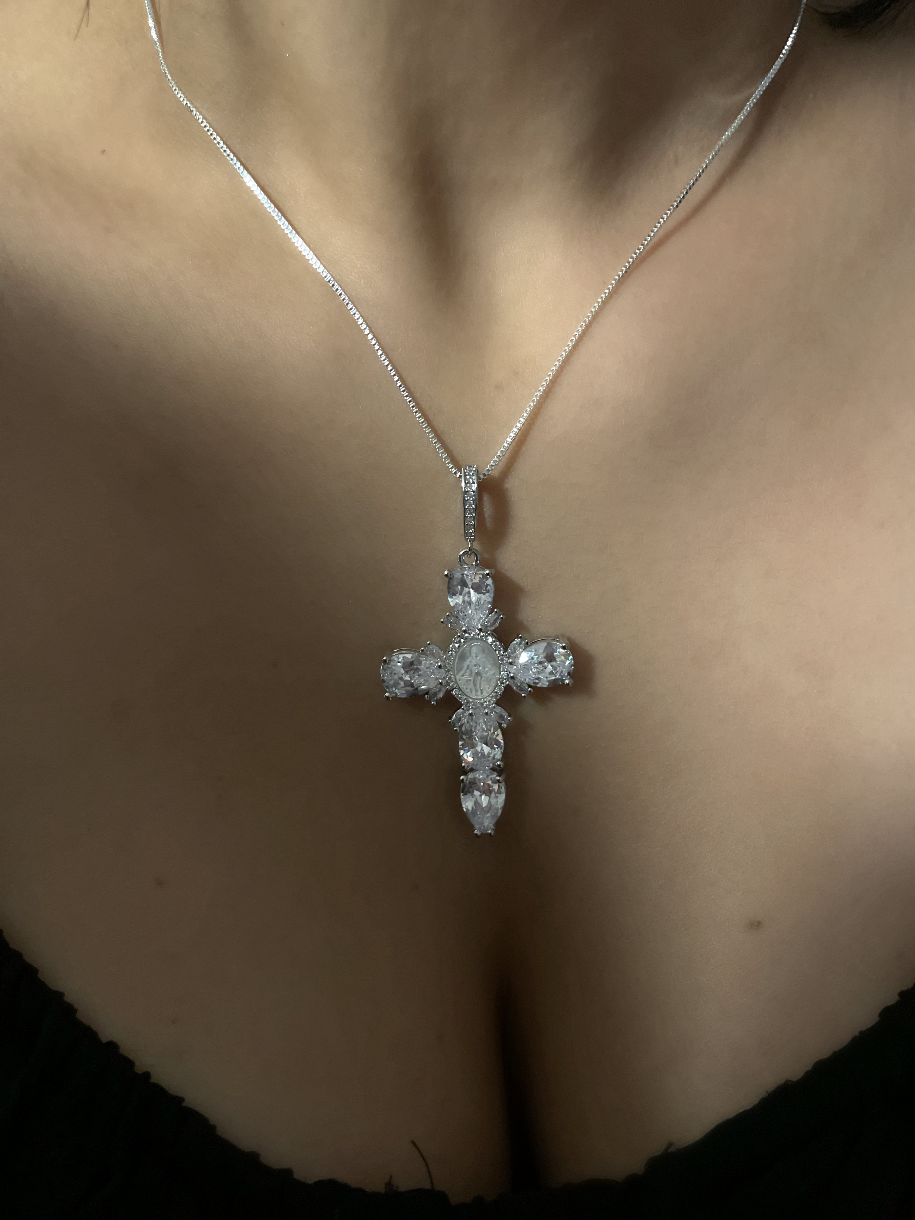 Diamond Cross Necklace - Edelstahl (Vorbestellung)